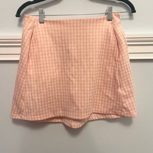 Altar’d State pink and white checked skirt - with pockets!!